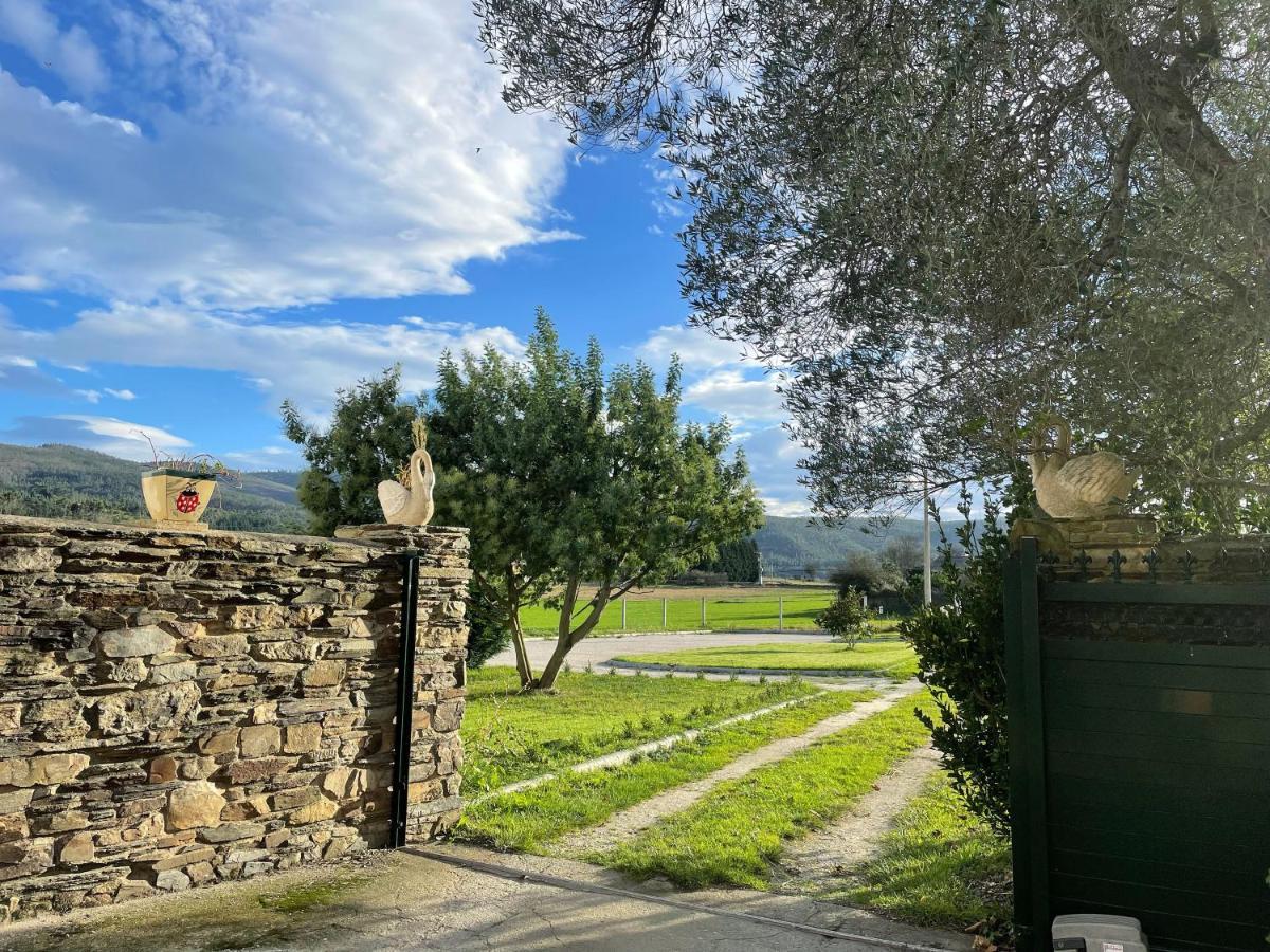Apartamento Turistico Con Precioso Jardin - Los Gayoles Rural Кастропол Екстериор снимка